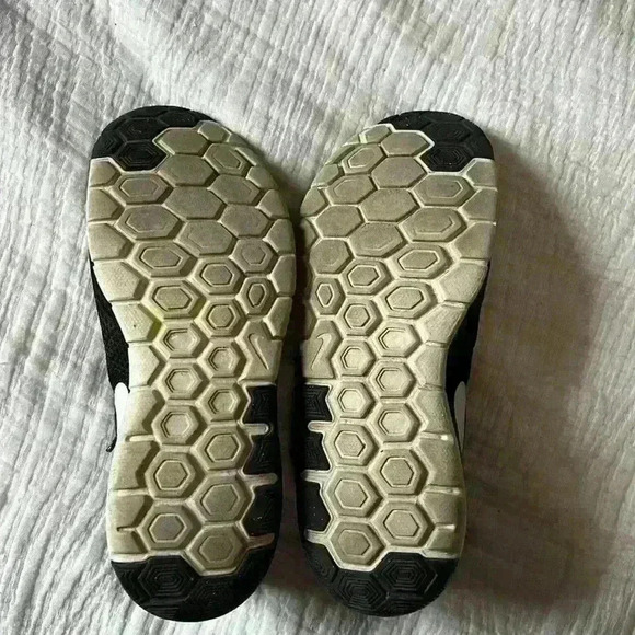 Nike Flex Experience RN 5 Women’s Running Sneakers - Picture 4 of 6